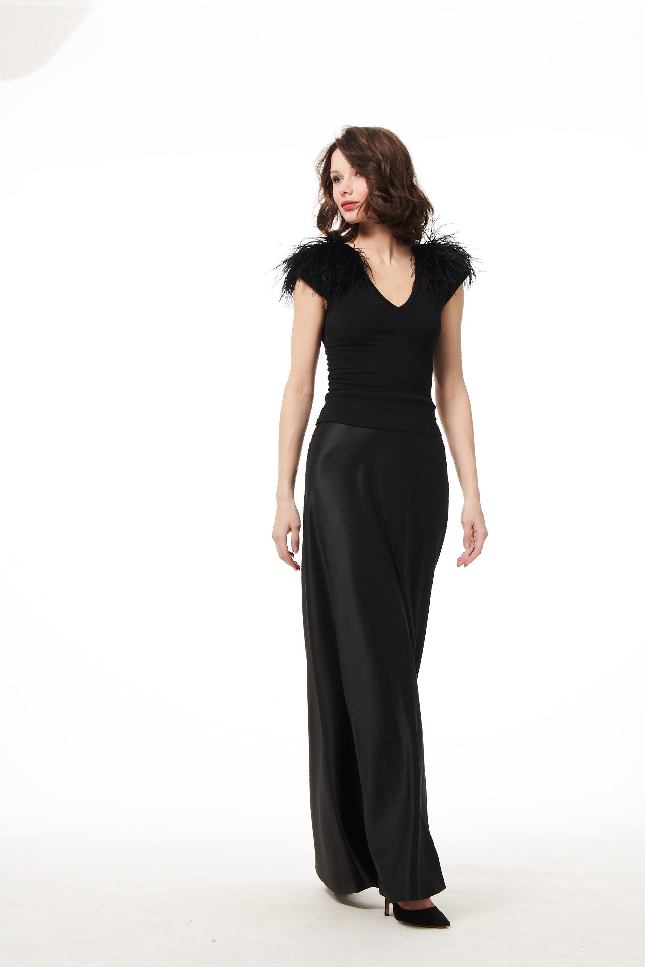 FEATHER SHOULDER LUXE JERSEY TOP - BLACK