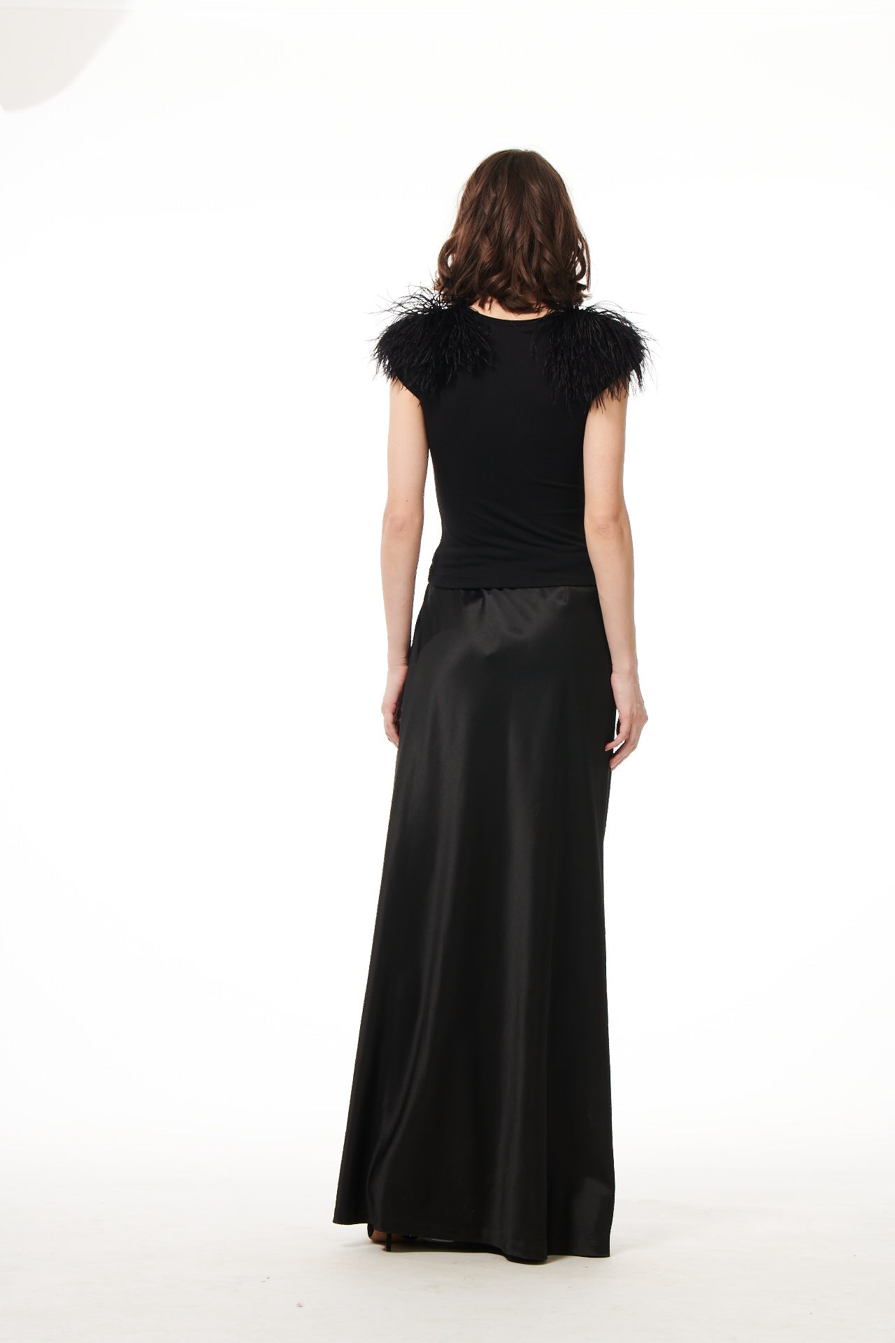 FEATHER SHOULDER LUXE JERSEY TOP - BLACK