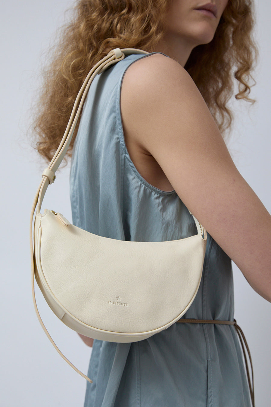 Il Bisonte Oliveta Small Hobo Bag in Bianco Latte