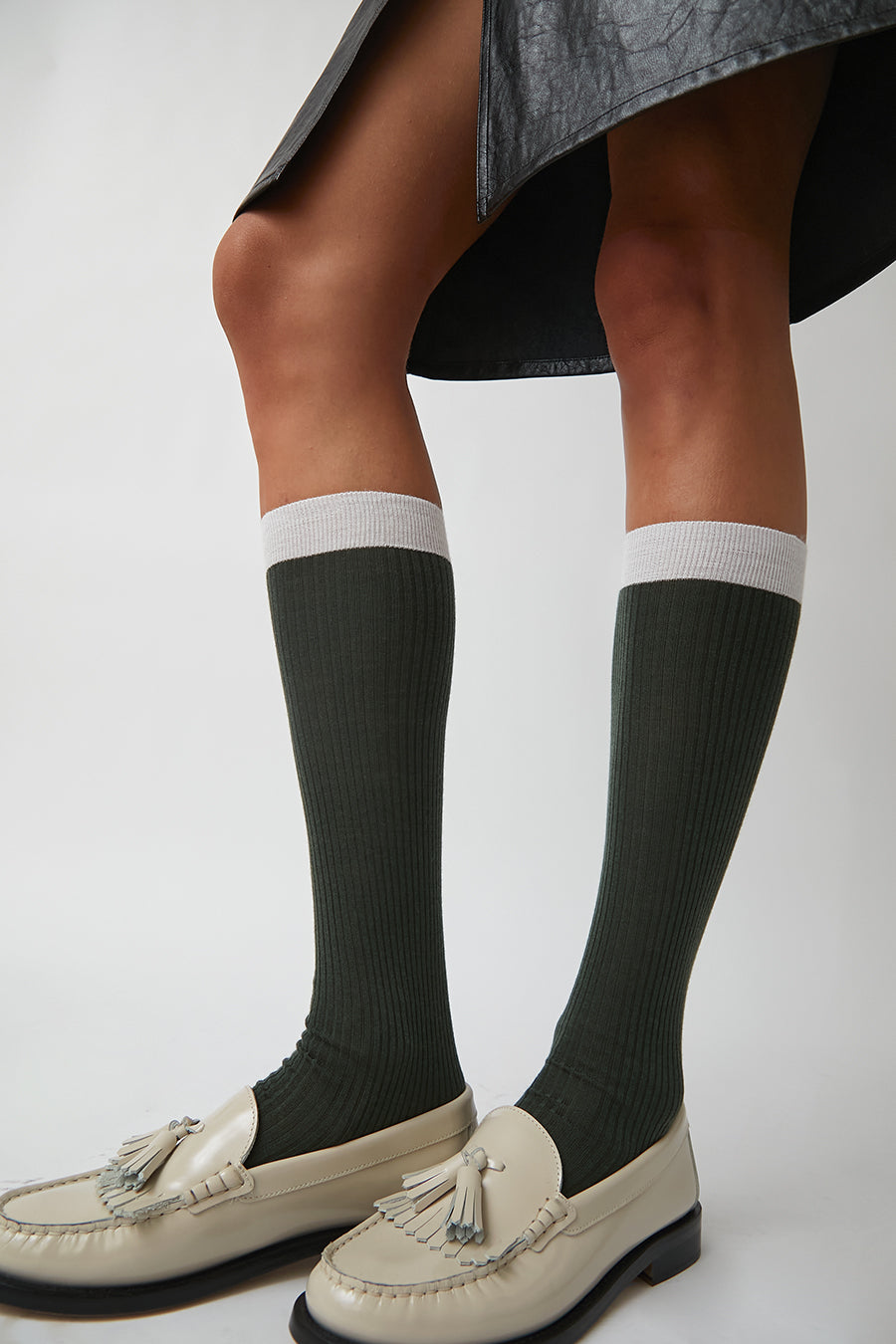 Maria La Rosa Knee High Banded Wool Socks in Olive